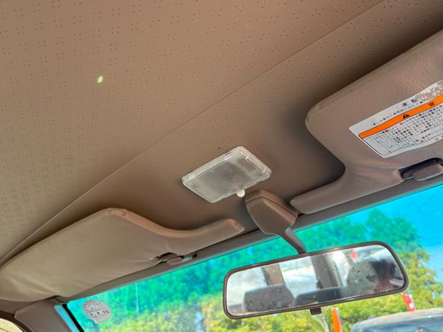 グロリアワゴン ＳＧＬ　フェンダーミラー・オートマ・７人乗り（9枚目）