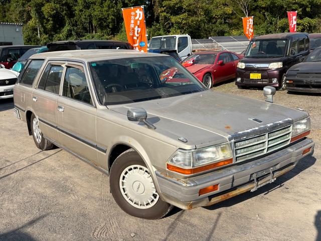 グロリアワゴン ＳＧＬ　フェンダーミラー・オートマ・７人乗り（15枚目）