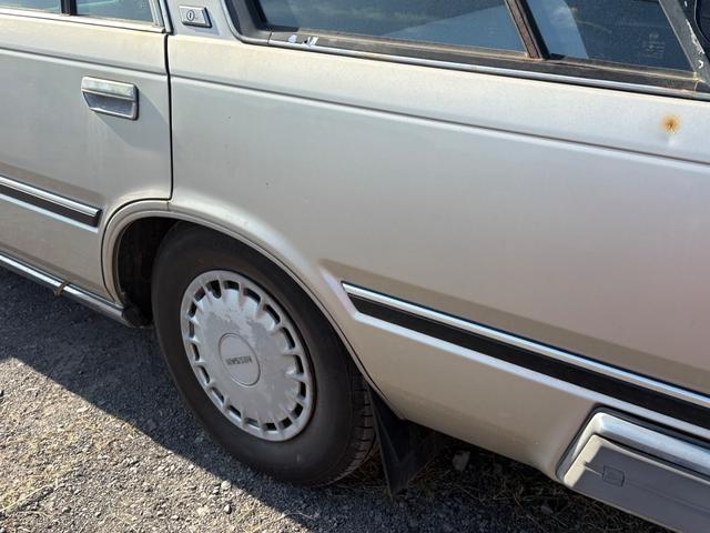 グロリアワゴン ＳＧＬ　フェンダーミラー・オートマ・７人乗り（31枚目）