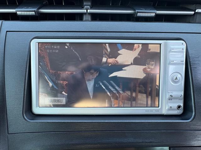 プリウス Ｓ　ハイブリッド・ナビ・ＴＶ・バックカメラ・純正アルミホイール・フォグ・ＥＴＣ・プッシュスタート・スマートキー（6枚目）