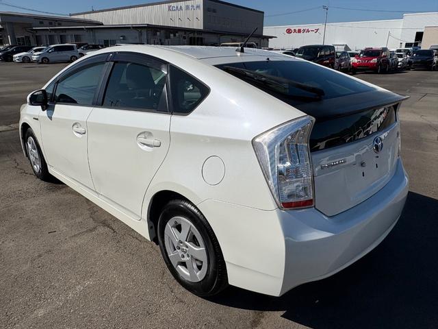 プリウス Ｓ　ハイブリッド・ナビ・ＴＶ・バックカメラ・純正アルミホイール・フォグ・ＥＴＣ・プッシュスタート・スマートキー（26枚目）