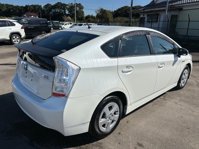 プリウス Ｓ　ハイブリッド・ナビ・ＴＶ・バックカメラ・純正アルミホイール・フォグ・ＥＴＣ・プッシュスタート・スマートキー（27枚目）