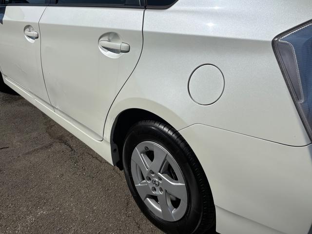 プリウス Ｓ　ハイブリッド・ナビ・ＴＶ・バックカメラ・純正アルミホイール・フォグ・ＥＴＣ・プッシュスタート・スマートキー（35枚目）