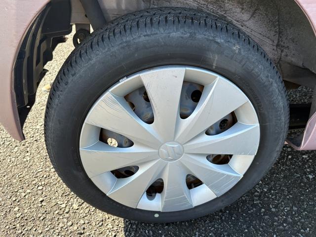 当店は少人数のため外出が多く来店予約制となります。商談を希望される方はメールまたはお電話にて予約をお願いいたします。予約がない場合は対応できないことや現車が別保管場所に移動していることがあります。