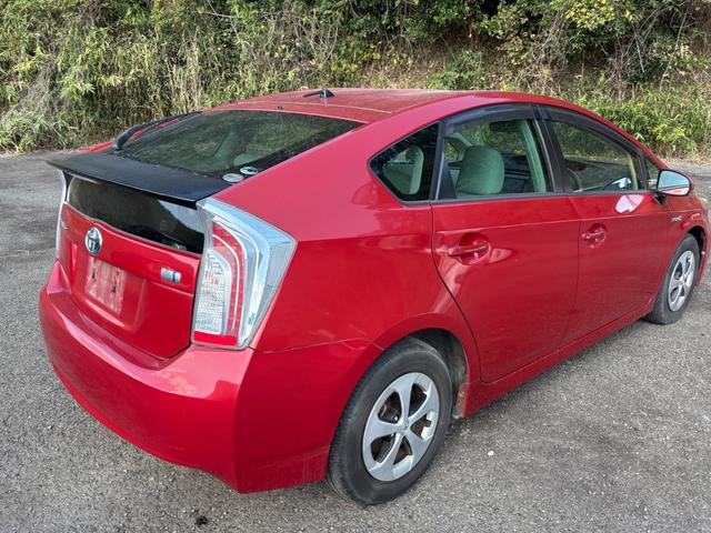 プリウス Ｓ　ハイブリッド・ナビ・ＴＶ・バックカメラ・ＥＴＣ・スマートキー・プッシュスタート・ＨＩＤ・フォグ（31枚目）