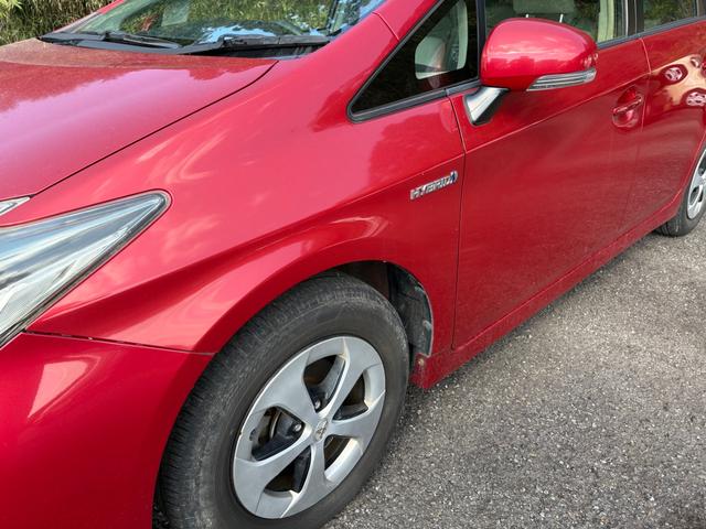 プリウス Ｓ　ハイブリッド・ナビ・ＴＶ・バックカメラ・ＥＴＣ・スマートキー・プッシュスタート・ＨＩＤ・フォグ（34枚目）