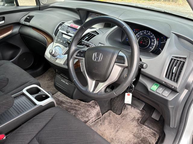 オデッセイ ＭＸ・エアロパッケージ　車検８年３月・ナビ・バックカメラ・キーレス・ドライブレコーダー・フォグ・純正アルミ・エアロ・ハンドルコマンダー（2枚目）