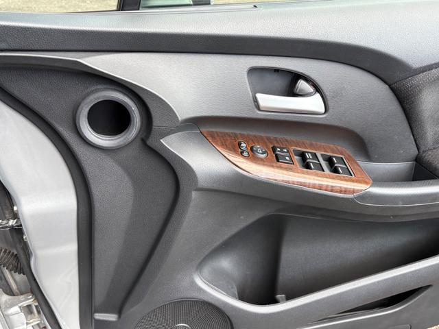 オデッセイ ＭＸ・エアロパッケージ　車検８年３月・ナビ・バックカメラ・キーレス・ドライブレコーダー・フォグ・純正アルミ・エアロ・ハンドルコマンダー（9枚目）