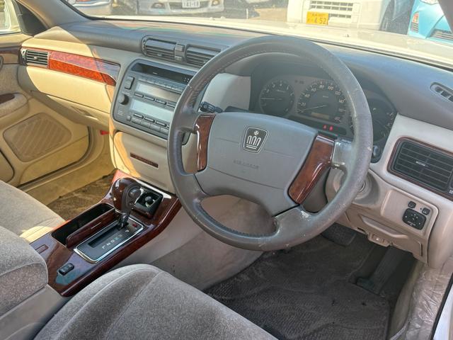 クラウン ロイヤルサルーン　キーレス・パワーシート・純正アルミホイール（2枚目）