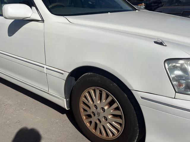 クラウン ロイヤルサルーン　キーレス・パワーシート・純正アルミホイール（27枚目）