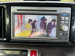 ＴＶ付きの車となっております。ドライブの合間の休憩中に気になる番組を見ることができます。 5