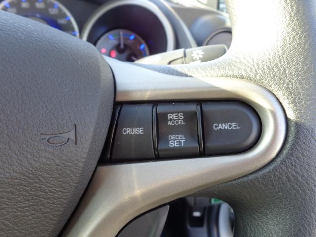 フィットハイブリッド ベースグレード 純正ナビゲーション クルーズコントロール バックカメラ ワンセグテレビ オートエアコン ヘッドライトレベライザー(14枚目)