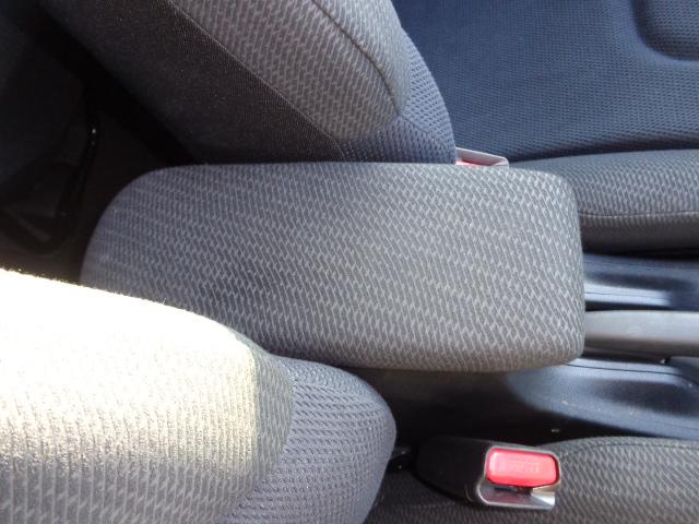 フィットハイブリッド ベースグレード 純正ナビゲーション クルーズコントロール バックカメラ ワンセグテレビ オートエアコン ヘッドライトレベライザー(22枚目)