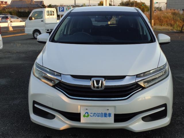 シャトル ハイブリッドＸ　純正ナビゲーション　パドルシフト　地デジテレビ　バックカメラ　レダーブレーキアシスト　オートライト　オートエアコン　オート格納ドアミラー　ＥＴＣ（2枚目）