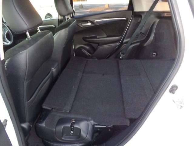 シャトル ハイブリッドＸ　純正ナビゲーション　パドルシフト　地デジテレビ　バックカメラ　レダーブレーキアシスト　オートライト　オートエアコン　オート格納ドアミラー　ＥＴＣ（13枚目）