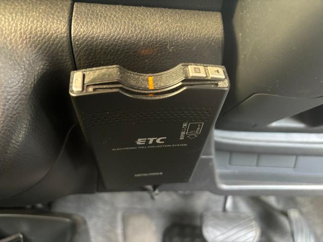 セルボ ＴＸ　ＥＴＣ　ナビ　スマートキー　電動格納ミラー　ＡＴ　盗難防止システム　ＡＢＳ　アルミホイール　衝突安全ボディ　エアコン　パワーステアリング　パワーウィンドウ　運転席エアバッグ　助手席エアバッグ（4枚目）