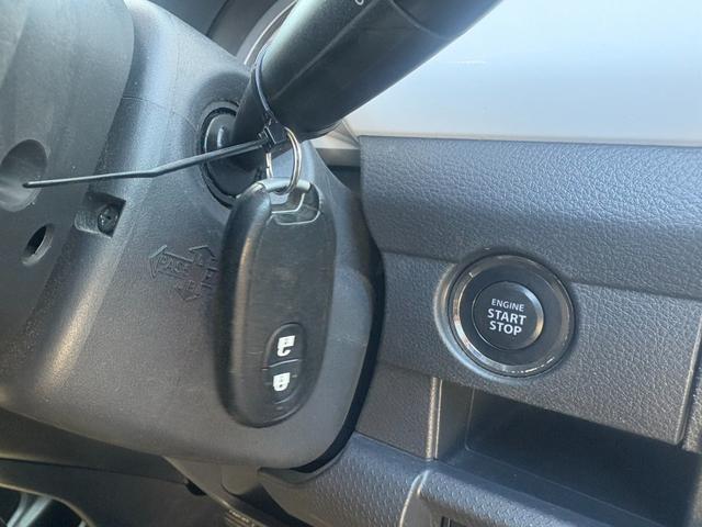 ハスラー Ｘ　ＥＴＣ　衝突被害軽減システム　ＨＩＤ　スマートキー　アイドリングストップ　電動格納ミラー　シートヒーター　ベンチシート　ＣＶＴ　盗難防止システム　ＡＢＳ　ＥＳＣ　アルミホイール　衝突安全ボディ（6枚目）