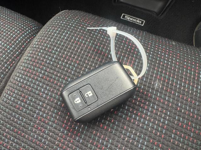 スペーシア ハイブリッドＧ　両側スライドドア　スマートキー　アイドリングストップ　ベンチシート　ＣＶＴ　盗難防止システム　ＡＢＳ　ＥＳＣ　Ｂｌｕｅｔｏｏｔｈ　衝突安全ボディ　エアコン　パワーステアリング　パワーウィンドウ（8枚目）