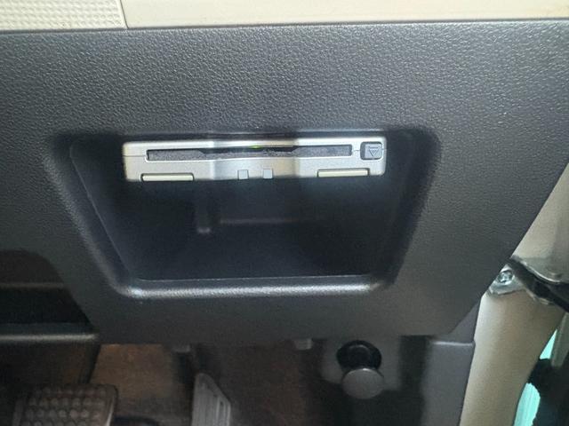 高速走行もスムーズにお支払いが可能な【ＥＴＣ】ご納車までにセットアップを行い、ご納車時にはご利用いただけるようにいたします。