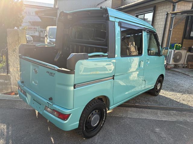 ハイゼットカーゴ デッキバン　ＡＴ　衝突被害軽減システム　両側スライドドア　キーレスエントリー　アイドリングストップ　電動格納ミラー　オートマチックハイビーム　ＡＢＳ　ＥＳＣ　エアコン　パワーステアリング　パワーウィンドウ（12枚目）