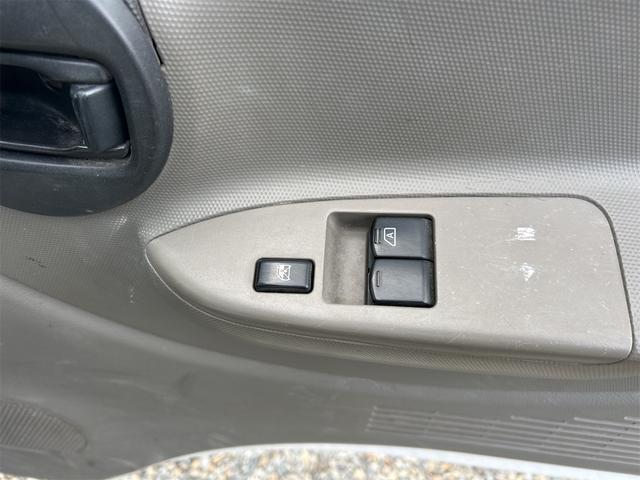 アトラストラック 　ＭＴ　後輪ダブル　電動格納ミラー　エアコン　パワーウィンドウ　運転席エアバッグ（11枚目）