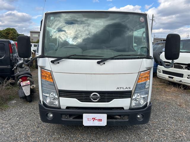 アトラストラック 　ＭＴ　後輪ダブル　電動格納ミラー　エアコン　パワーウィンドウ　運転席エアバッグ（12枚目）