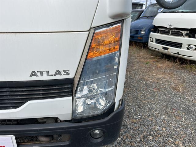 アトラストラック 　ＭＴ　後輪ダブル　電動格納ミラー　エアコン　パワーウィンドウ　運転席エアバッグ（24枚目）