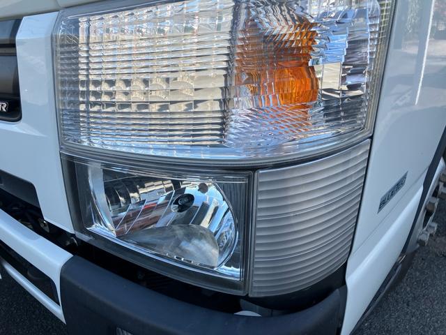 キャンター ベースグレード 2t 平ボデー 5速マニュアル キーレス ブルーテック 三方開 リヤWタイヤ(5枚目)