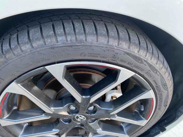 プリウスPHV S GRスポーツ ETC レーンアシスト オートクルーズコントロール 衝突被害軽減システム バックカメラ ナビ TV アルミホイール オートマチックハイビーム オートライト LEDヘッドランプ CVT シートヒーター(15枚目)