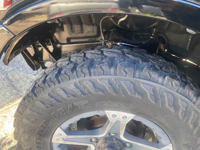 この度は当店のお車をご覧になっていただき、誠にありがとうございます。ぜひじっくりとご検討下さい。気軽にお問合せ・お見積りお待ちしております。