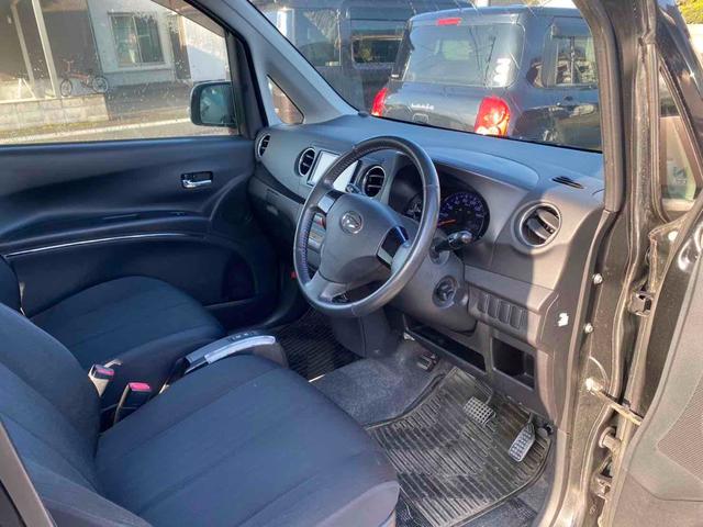 タントエグゼ カスタムＧ　ＨＩＤ　キーレスエントリー　ＣＶＴ　盗難防止システム　ＡＢＳ　アルミホイール　衝突安全ボディ　エアコン　パワーステアリング　パワーウィンドウ（3枚目）