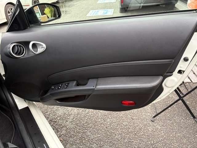 フェアレディZ ベースグレード ドライブレコーダー バックカメラ マニュアルモード付AT ETC HIDヘッドライト(16枚目)