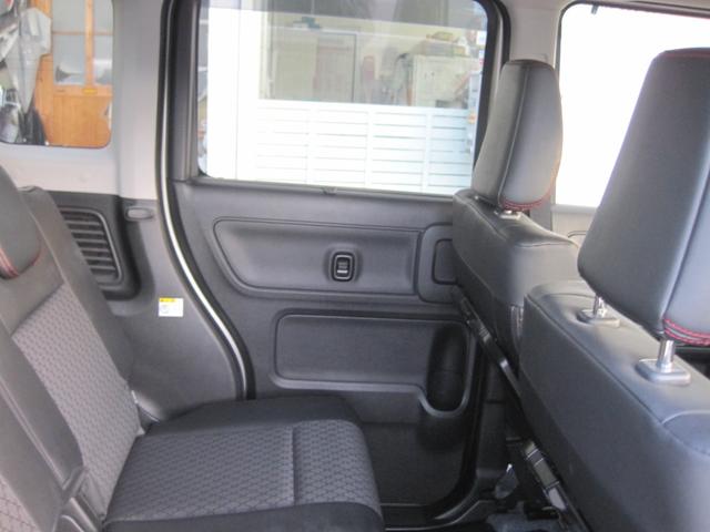 スペーシアカスタム ハイブリッドＸＳターボ　車検２年＆整備付き　８インチナビ　ＴＶ　Ｂｌｕｅｔｏｏｔｈ　バックカメラ　全方位カメラ　ＥＴＣ　両側電動スライドドア　衝突被害軽減システム　ＬＥＤヘッドライト（12枚目）