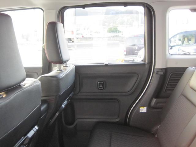 スペーシアカスタム ハイブリッドＸＳターボ　車検２年＆整備付き　８インチナビ　ＴＶ　Ｂｌｕｅｔｏｏｔｈ　バックカメラ　全方位カメラ　ＥＴＣ　両側電動スライドドア　衝突被害軽減システム　ＬＥＤヘッドライト（14枚目）