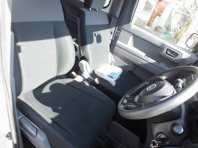 現車を支店や車両保管ヤード、整備工場に置いてることもございますのでご覧頂くことが出来ない場合もございます。予めご希望のお車とご来店の日時を打ち合わせ頂けますと確実です！