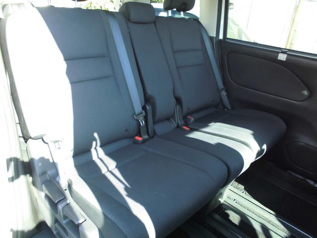 セレナ Ｘ　Ｖセレクション　キーフリー　プッシュスタート　左右パワースライドドア　大画面地デジナビ　全方位カメラ　ＣＶＴ　タイミングチェーンエンジン　ＥＴＣ（9枚目）