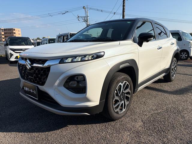 フロンクス ベースグレード　ベースグレード（５名）　純正スマートフォン連携ナビ９インチ　フルセグＴＶ　全法カメラ　アダプティブクルーズ　ワイヤレス充電　電動パーキング　スズキセーフティ　シートヒーター　ＥＴＣ（6枚目）