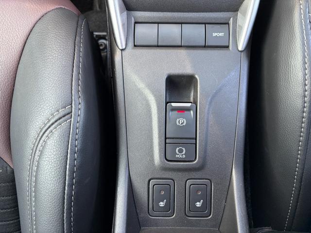 フロンクス ベースグレード　ベースグレード（５名）　純正スマートフォン連携ナビ９インチ　フルセグＴＶ　全法カメラ　アダプティブクルーズ　ワイヤレス充電　電動パーキング　スズキセーフティ　シートヒーター　ＥＴＣ（14枚目）