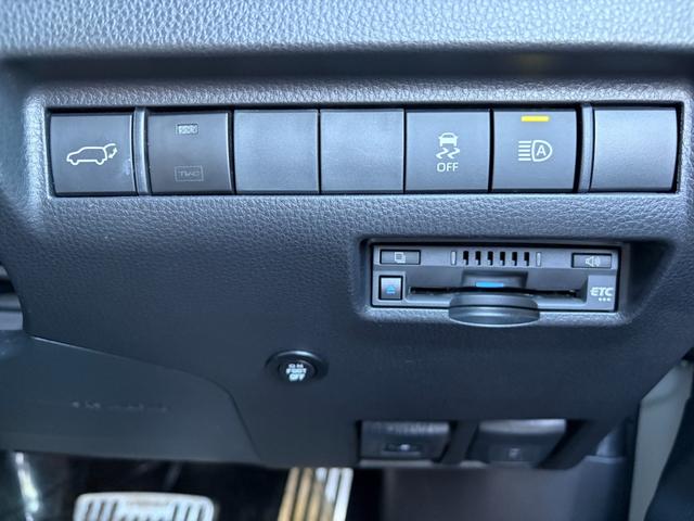 ハリアー G アダプティブクルーズコントロール キーレス2個デジタルインナーミラー ディスプレイオーディオ バックカメラ ETC パワーシート クリアランスソナー トヨタセーフティセンス(18枚目)