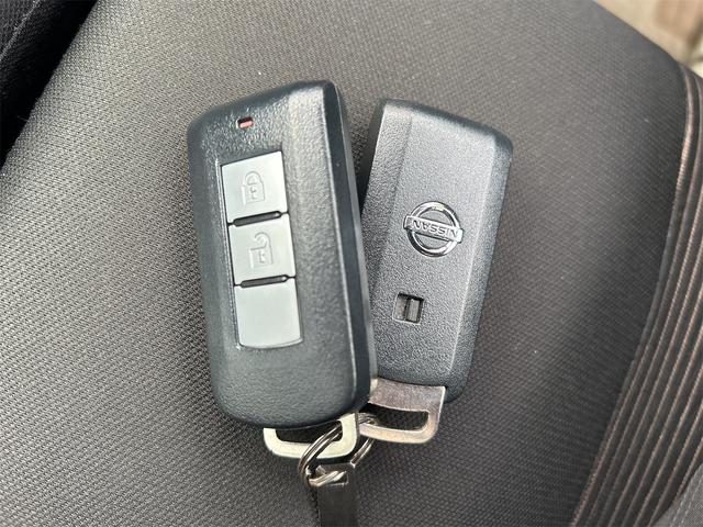 デイズ ハイウェイスター X 全周囲カメラ 衝突被害軽減システム オートマチックハイビーム オートライト HID スマートキー アイドリングストップ 電動格納ミラー ベンチシート CVT 盗難防止システム ABS ESC CD(14枚目)