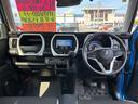 毎回座るフロントシート。運転席は必ず使用する部分ですので、座り心地が重要です!