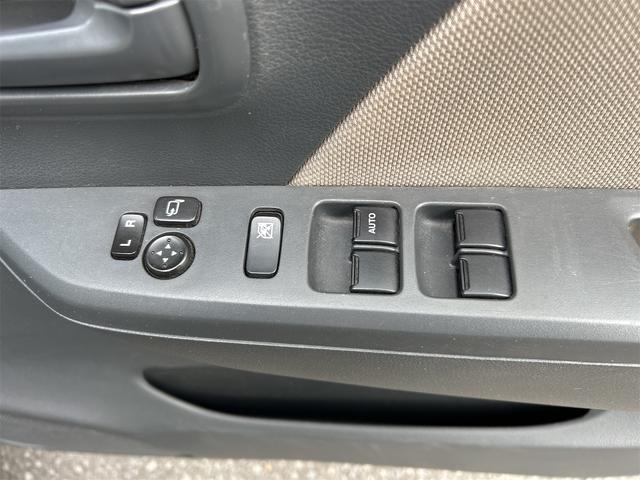 ワゴンR FX オートライト キーレスエントリー アイドリングストップ 電動格納ミラー ベンチシート CVT 盗難防止システム ABS CD ミュージックプレイヤー接続可 衝突安全ボディ エアコン パワーステアリング(7枚目)