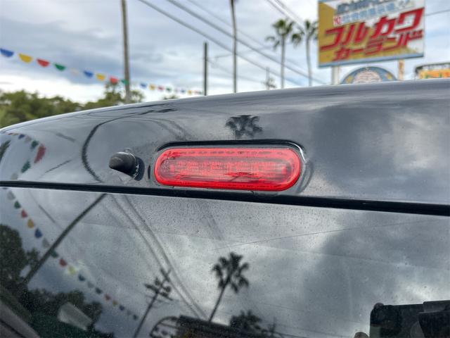 ワゴンR FX オートライト キーレスエントリー アイドリングストップ 電動格納ミラー ベンチシート CVT 盗難防止システム ABS CD ミュージックプレイヤー接続可 衝突安全ボディ エアコン パワーステアリング(25枚目)