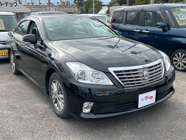 クラウン ロイヤルサルーン　ＥＴＣ　オートクルーズコントロール　バックカメラ　ナビ　ＴＶ　アルミホイール　オートライト　ＨＩＤ　ＡＴ　シートヒーター　スマートキー　電動格納ミラー　盗難防止システム　ＣＤ　ＤＶＤ再生　ＵＳＢ（13枚目）