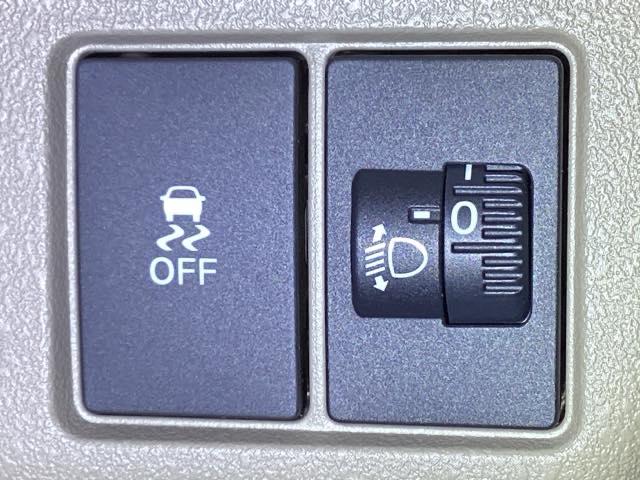 N-BOXジョイ ターボ 試乗車 禁煙車 メモリーナビ フルセグ 全周囲カメラ LEDヘッド ETC車載器 オートエアコン 両側電動ドア パワーウィンドウ キーフリー シートヒーター スマートキー DVD クルーズコントロール(35枚目)