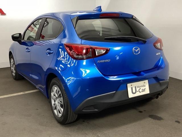 デミオ １３Ｓ　メモリーナビ　リアカメラ　ＥＴＣ　アイスト　アドバンスドキー　キーレススタート　ＶＳＡ　盗難防止システム　マニュアルエアコン　ＬＥＤライト　ＡＢＳ　運転席エアバッグ　パワーウィンド　ＷＳＲＳ　パワステ（8枚目）