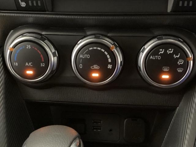 デミオ １３Ｓ　メモリーナビ　リアカメラ　ＥＴＣ　アイスト　アドバンスドキー　キーレススタート　ＶＳＡ　盗難防止システム　マニュアルエアコン　ＬＥＤライト　ＡＢＳ　運転席エアバッグ　パワーウィンド　ＷＳＲＳ　パワステ（19枚目）