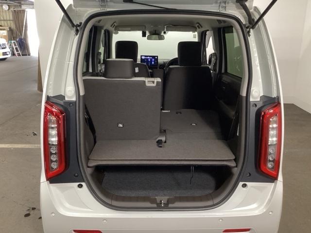 Ｎ－ＷＧＮ Ｌ　試乗車　メモリーナビ　リアカメラ　ＥＴＣ　誤発進抑制　シートヒータ　禁煙車　バックカメラ　ベンチシート　盗難防止システム　ＡＢＳ　スマートキー　サイドカーテンエアバック　クルコン　フルセグＴＶ　ＵＳＢ（11枚目）