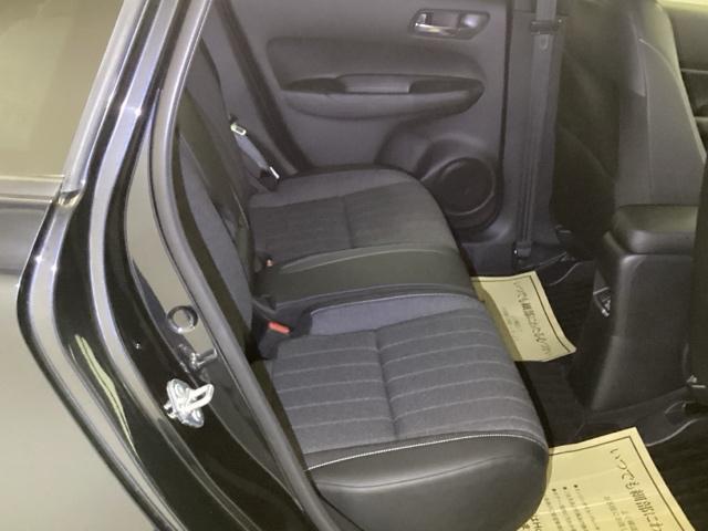 フィット ｅ：ＨＥＶホーム　メモリーナビ　ドラレコ　ＥＴＣ　前後誤発進抑制機能　クリソナ　助手席エアバッグ　運転席エアバッグ　アイドリングストップ　ＬＥＤライト　バックカメラ　ＡＢＳ　サイドエアバッグ　オートクルーズコントロール（12枚目）