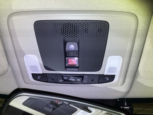 ヴェゼル e:HEVX ドラレコ ETC リアカメラ AAC イモビライザー スマ-トキ- 誤発進抑制 PW クルコン ESC キーフリー LEDヘッドランプ ナビTV サイドカーテンエアバック DVD再生可 ABS PS(14枚目)